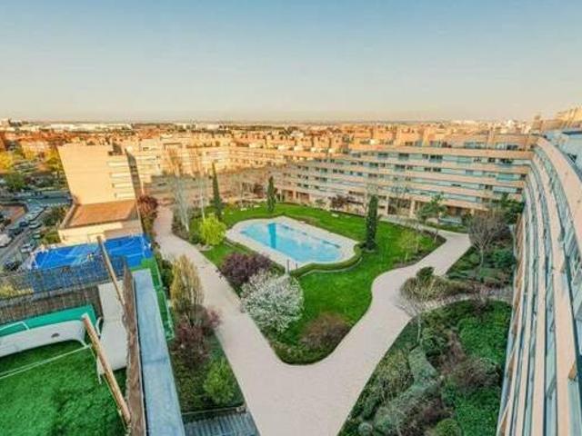 Alquiler piso piscina y aire acondicionado Madrid