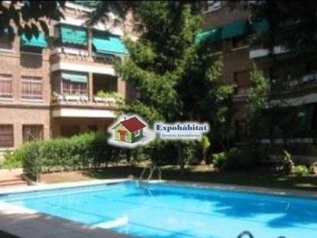 Alquiler piso trastero y piscina Ciudad lineal
