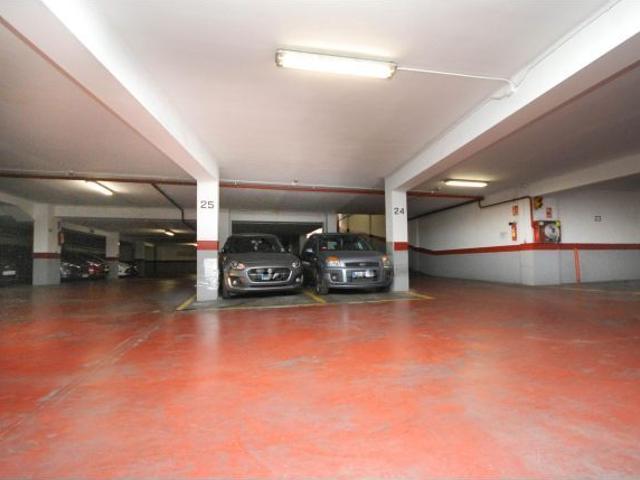 Alquiler plaza de aparcamiento zona Bons Aires, junto a la Calle 31 de diciembre