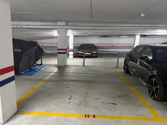 ALQUILER PLAZA DE GARAJE – CENTRO DE RIANXO