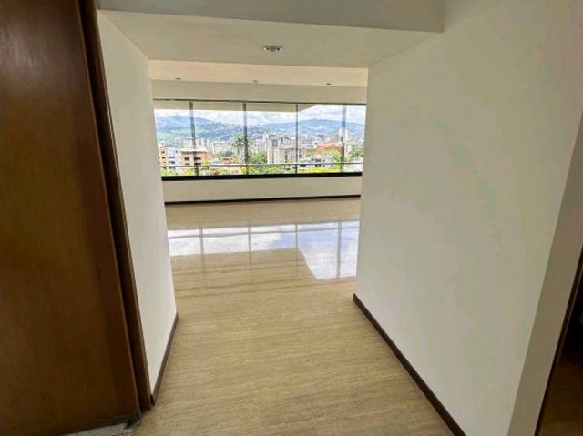 ALQUILER/LOS PALOS GRANDES/342M2