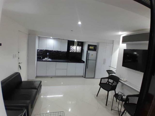 Alquillo apartamento 54m2 La Boyera Hatillo Suite 5442