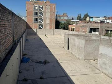 Alquilo o vendo excelente propiedad en plena Av. Aviación