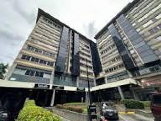 Alquilo oficina 210m2 La Castellana 1428