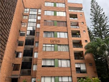 ALQUILO APARTAMENTO AMOBLADO EN EL POBLADO PATIO BONITO