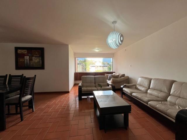 Alquilo apartamento amoblado 108m2 Santa Fe Norte 1519