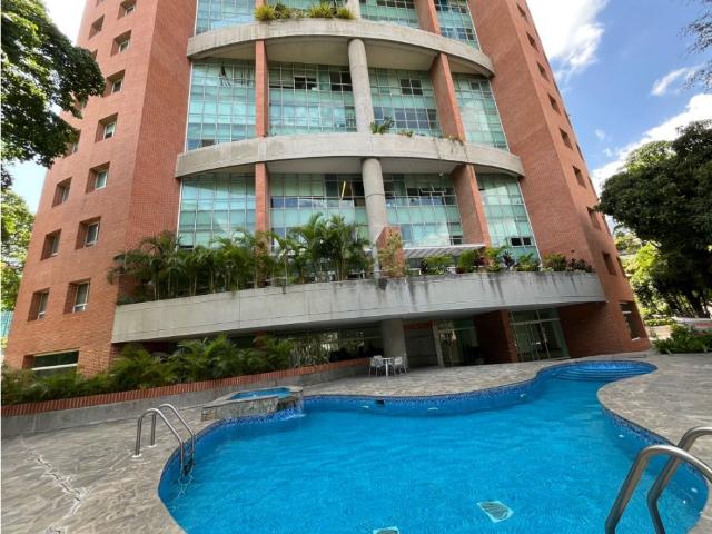 Alquilo apartamento amoblado 85m2 El Rosal 1074