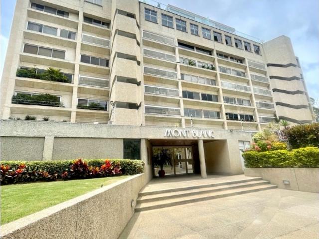 Alquilo apartamento 195m2 Colinas de Valle Arriba 1289