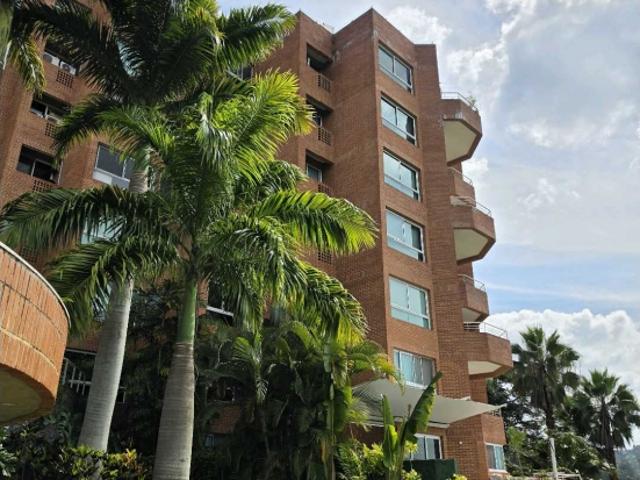 Alquilo apartamento 77m2 El Solar de El Hatillo 0248