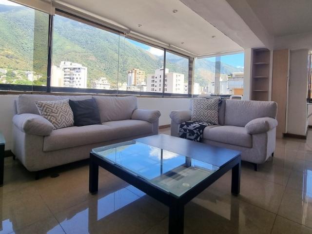 Alquilo apartamento 90m2 Los Palos Grandes 0801