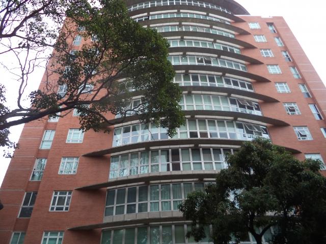 Alquilo apto 60m2 1h/1b/1pe El Rosal 0655