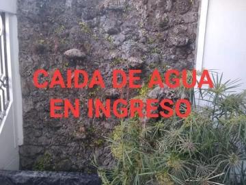 Alquilo casa dos pisos