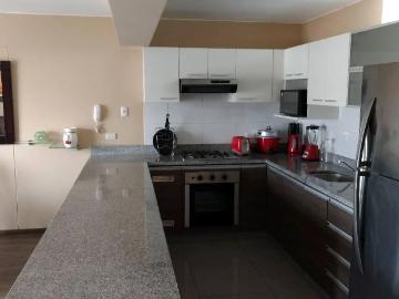 Alquilo Duplex 183 m² con Terraza Amoblado de 03 Dorm en Miraflores