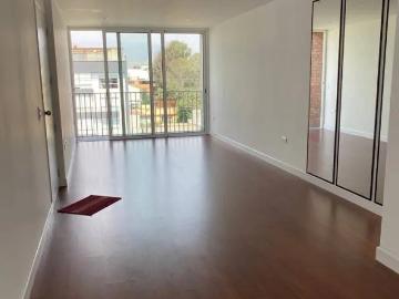 Alquilo departamento triplex en estreno Muy buena ubicación Santiago de Surco