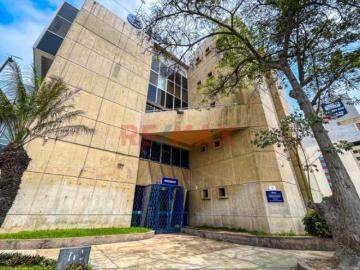 Alquilo Edificio Comercial En Esquina De Av Universitaria Y Av La Marina