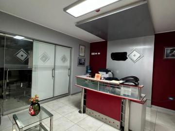ALQUILO EDIFICIO COMPLETO PARA OFICINAS