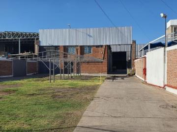 Alquilo Gran E Importante Galpon De 1.180 Mt2 Con Predio De 2000 Mt2. Ideal Empresa Y/o Emprendimientos Minerosta Nc 40