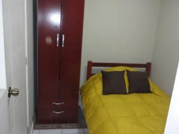 Alquilo habitación con baño incorporado amoblada Monterrico Surco para estudiantes cerca Universidades Upc Embajada EEUU s/720