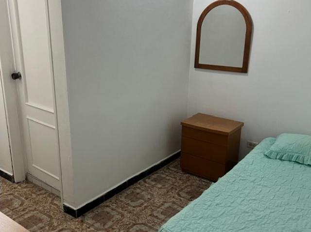 Alquilo habitacion en casa de Santa Rosa de Lima