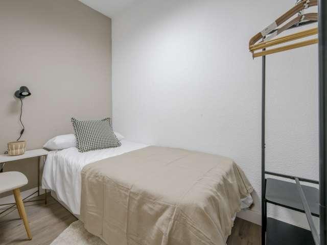 Alquilo habitacion en Madrid