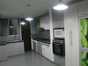 Alquilo Hermosa! Casa! Área 250 m2 Ac y 160 m2 At Yanahuara