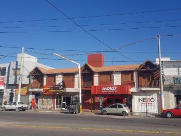 Alquilo Importante Inmueble Para Desarollo De Cualquier Actividad Comercial