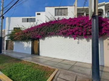 Alquilo lindisima casa en Orrantia del mar. Como vivienda u oficina