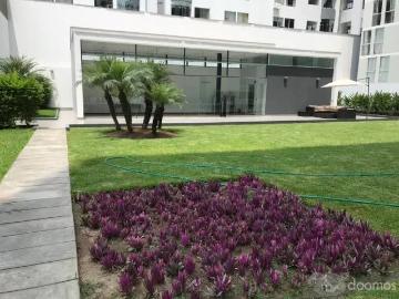 Alquilo lindo departamento en San Isidro, en condominio exclusivo! 5 años de antigüedad. En calle Los Cipreses de 150m2, 2do piso, a una cuadra de Wong