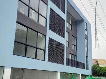 Alquilo local comercial de 163m2 en la Av. San Martín, Barranco