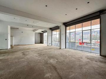 Alquilo Local comercial en la Av. Alfredo Mendiola Los Olivos