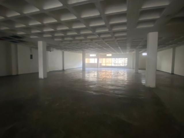 Alquilo planta industrial 650 M2