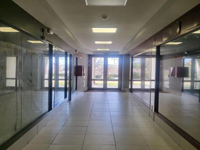 ALREALTY VENDE: LOCAL COMERCIAL EN PLENO CENTRO DE SEGOVIA