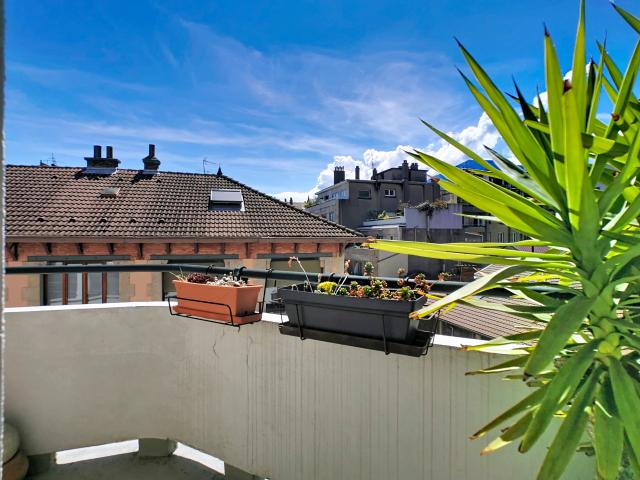 Alsace Lorraine / Gambetta: spacieux T3 possibilité T4 en étage élevé avec balcon
