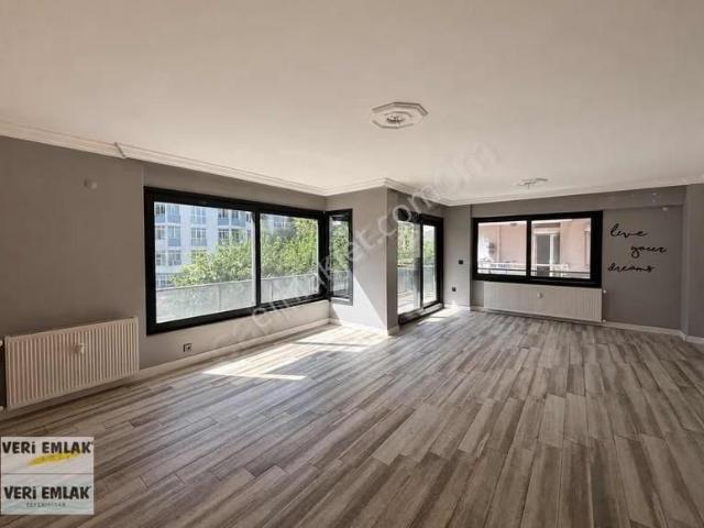 Alsancak Şair Eşref'te 1.kat 3+1 Otoparklı Kiralık İş Yeri/mua