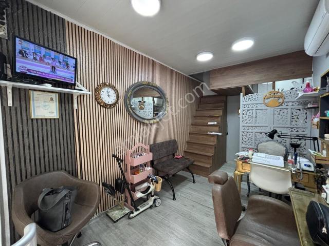 Alsancak Fuar Yaknı Batar Katlı 25m2 Wc'li Kiralık Dükan