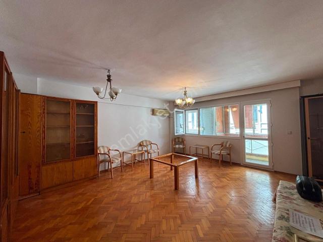 Alsancak Gündoğdu Meydanı Yakını 2.kat 100m2 3+1 Kiralık Daire