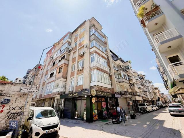Alsancak İzban Karşısı Kiralık 2+1 Daire