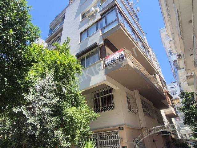 Alsancak'ta Merkezi, Modern Eşyalı 3+1 Kiralık Daire