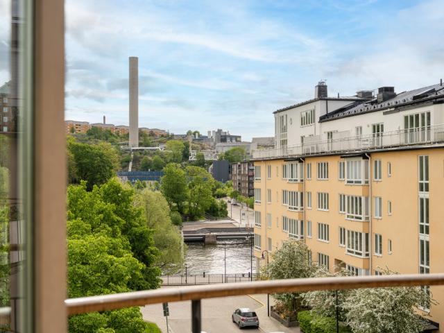 Alsnögatan 14