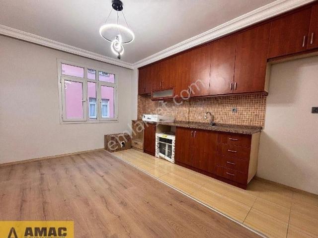 Altun Bulvarda Yatay Mimari 15 Yasinda 2+1 Acik Mutfak Kilerli Ankestrali Kupon Daire