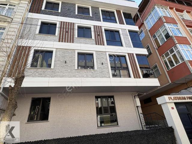 Altunoğlundan Cadde Ulaşım Yakınında 1+1 Sıfır Ara Kat Daire
