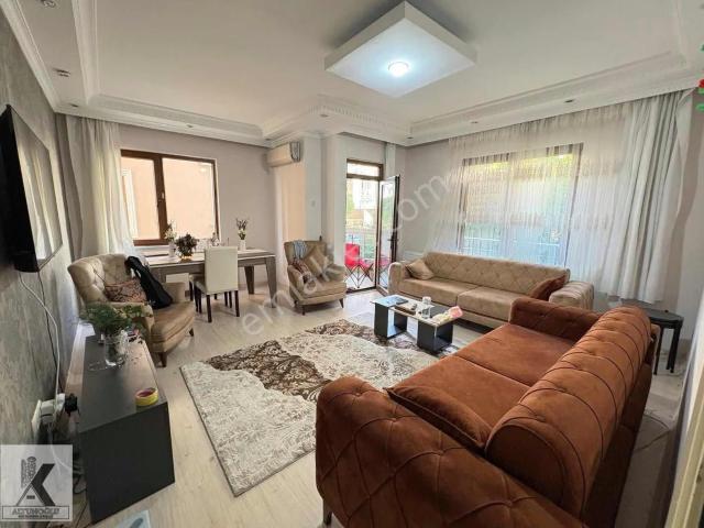 Altunoğlundan Cihangirde Site İçinde 2+1 Otoparklı Ara Kat