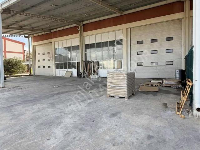 Altıayak Sanayi Sitesinde 1.200 M² 3 Katlı Kiralık İşyeri