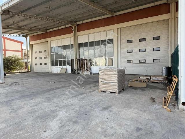 Altıayak Sanayi Sitesinde 1.200 M² 3 Katlı Kiralık İşyeri