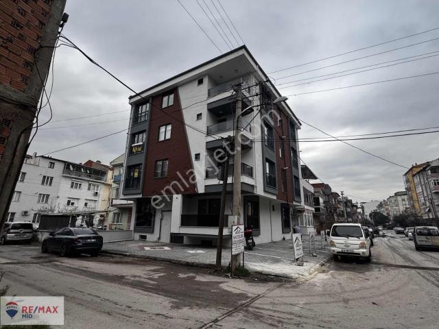 Altıeylül Gümüşçeşme'de Sıfır, Yerden Isıtmalı, Kiralık 1+1