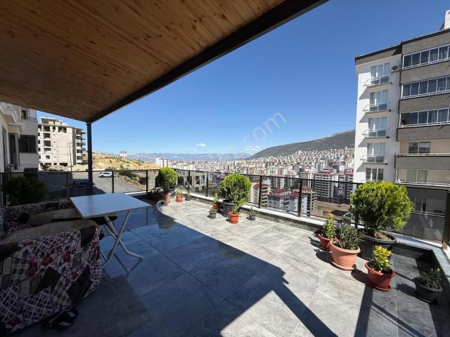 Altınşehir Meslek Lisesi Civarı Satılık Lüks Teraslı 2+1 Daire