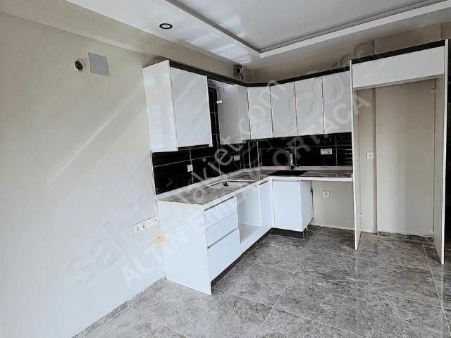 Altın Emlak Ortaca Merkezde 2 Oda 1 Salon