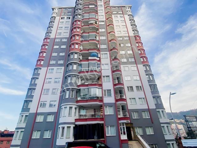 Altın Emlak Rize At Meydanı Deniz Manzaralı 3+1 Kiralık Daire