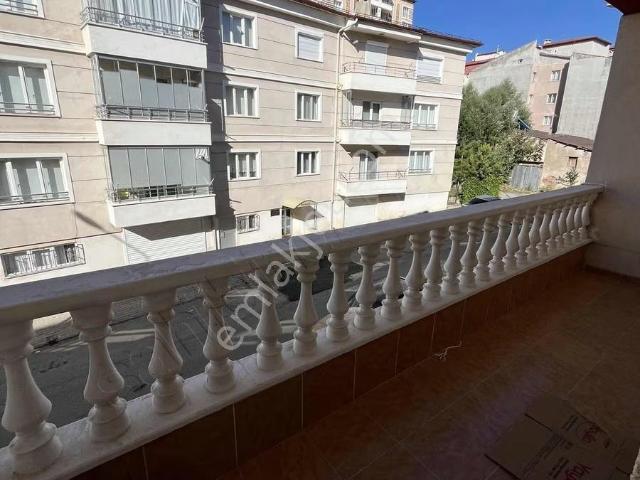 Altın Emlak'tan Kılavuz Asm Arkası 3+1 Kiralık Daire