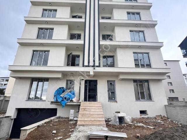 Altın Emlak'tan Kılavuz Da Ayyıldız Kavşağınd 3+1 Satılık Daire